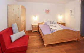 Schlafzimmer Ferienwohnung Plose