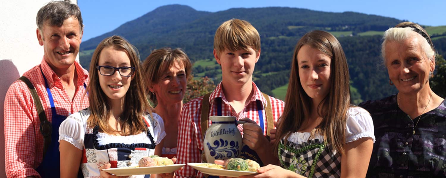 Familie Winkler vom Winklerhof Villanders